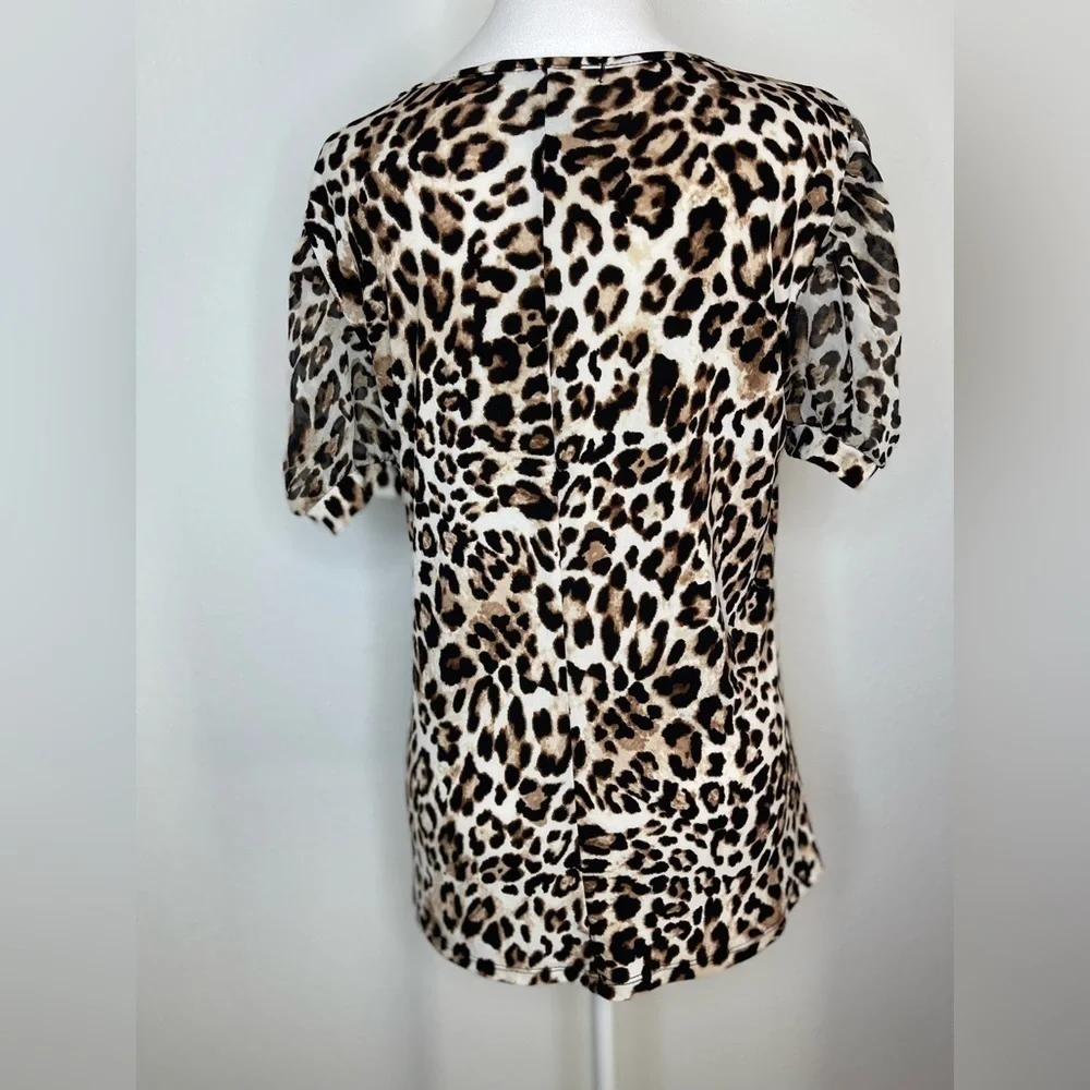 Adele & May Animal Print Short Sleeve Rushing Top Size Medium - Picture 5 of 11